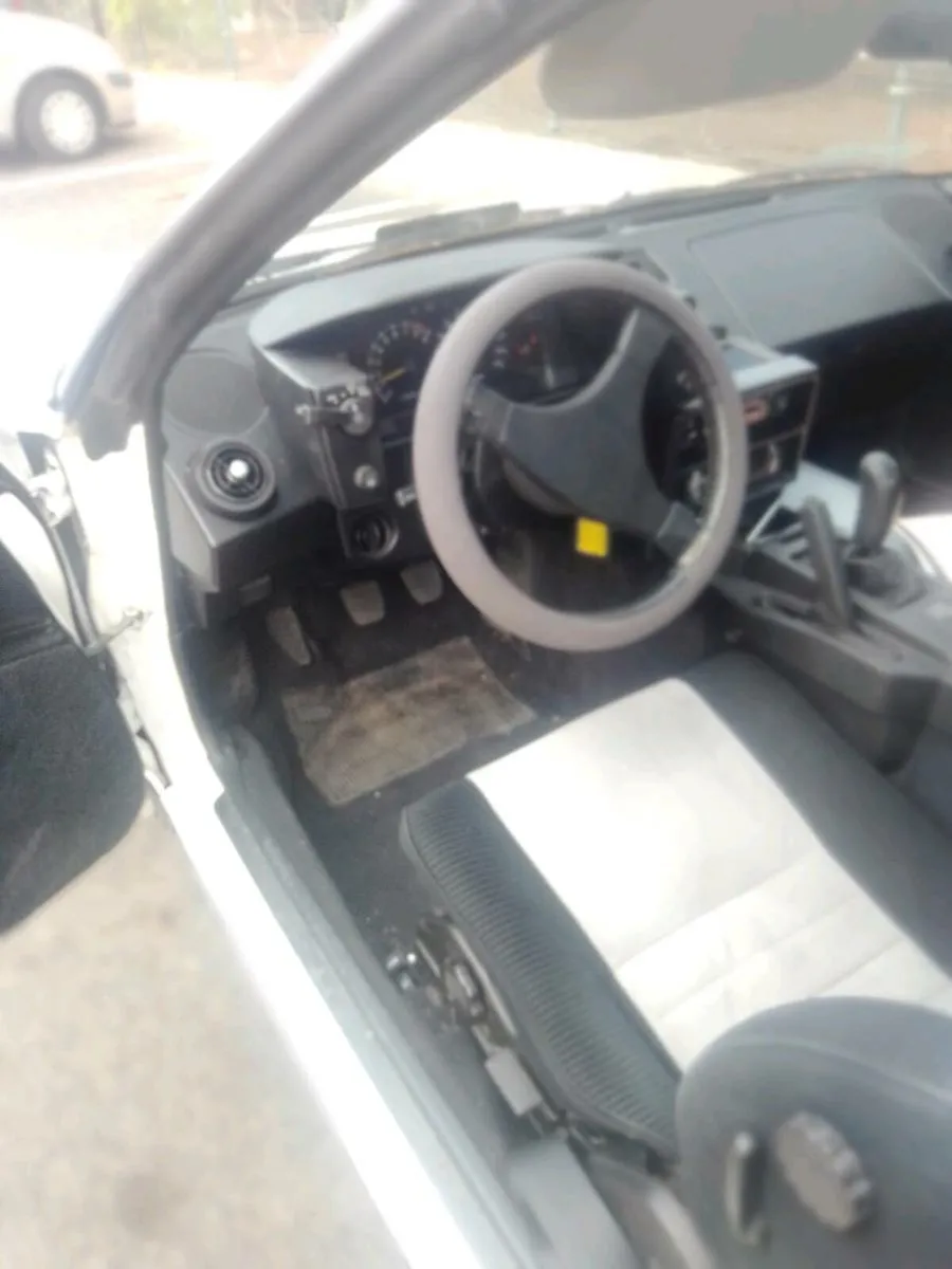 Toyota MR2 classic - Image 4