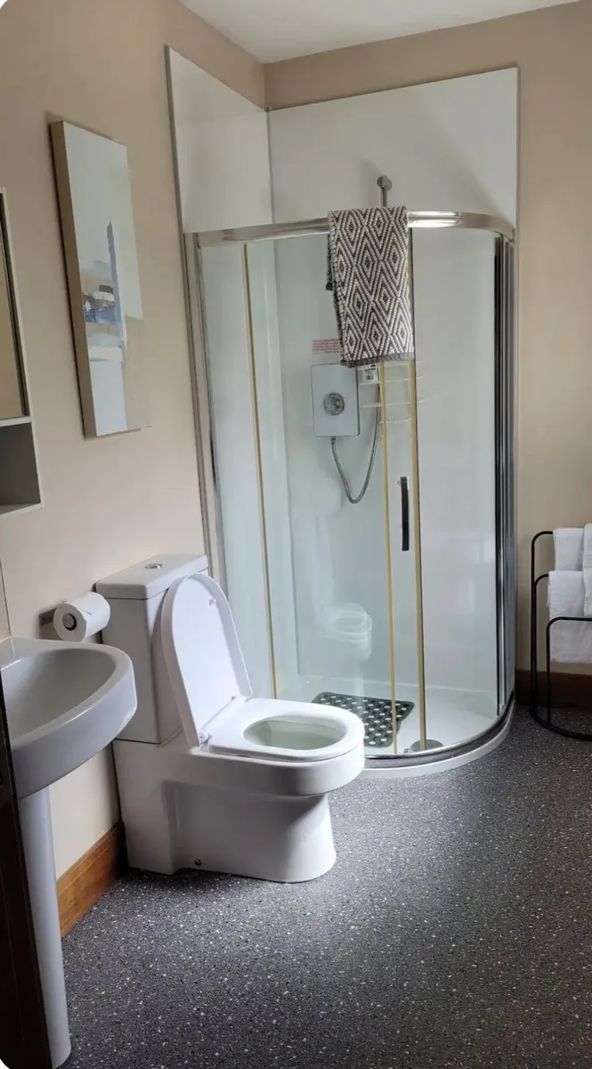 Galway Races Accommodation - Image 2