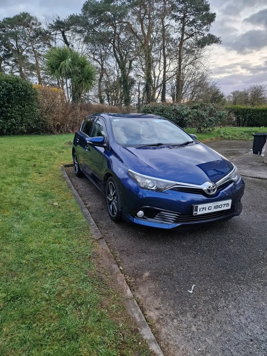 Toyota Auris 2017 - Image 3