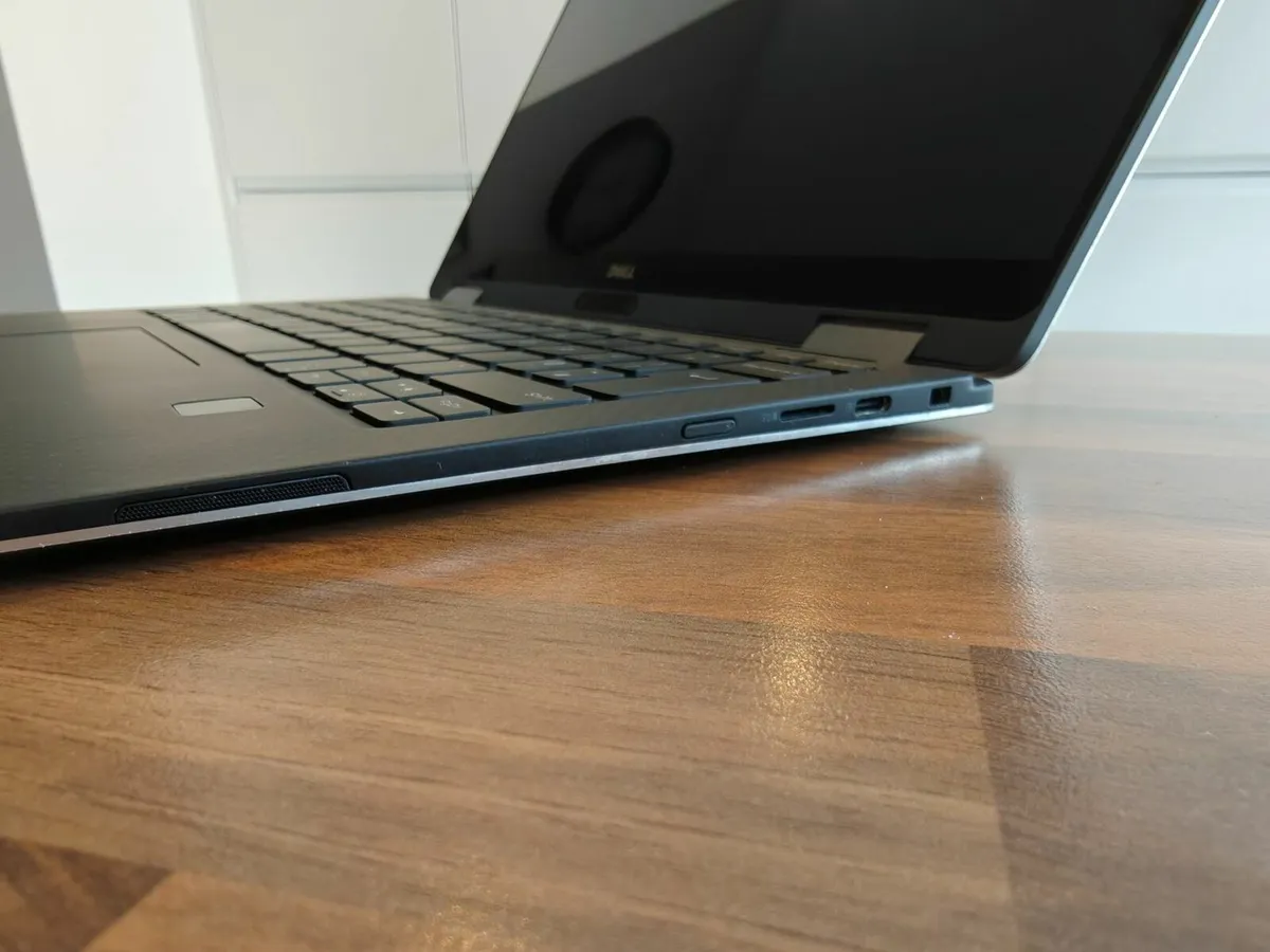 Dell XPS 13 9365 2-in-1 | Intel i5 | 8GB | 256GB | - Image 4