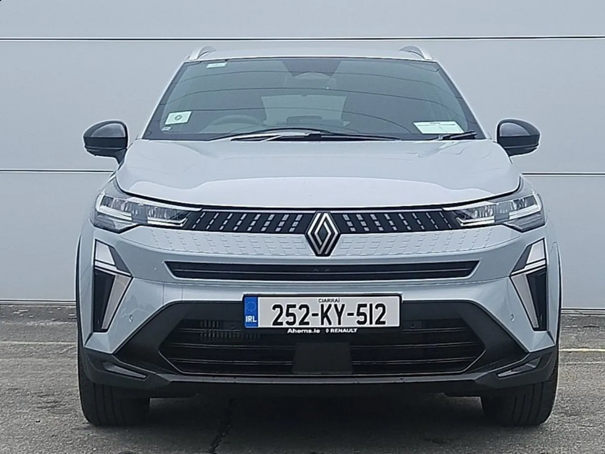 Renault Captur 1.0 PL 90ps Techno - Image 2