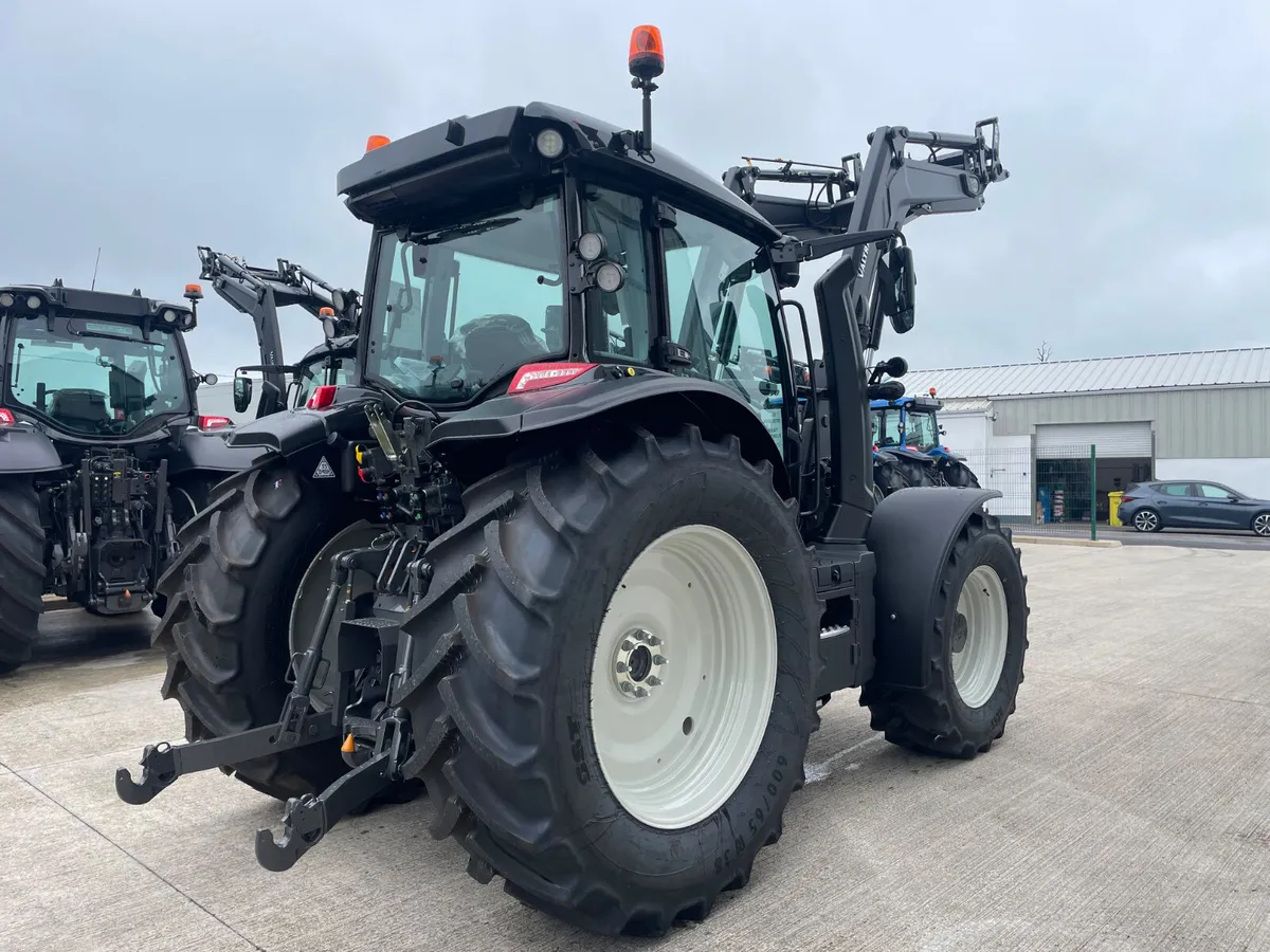 NEW Valtra G135 Active - Image 3