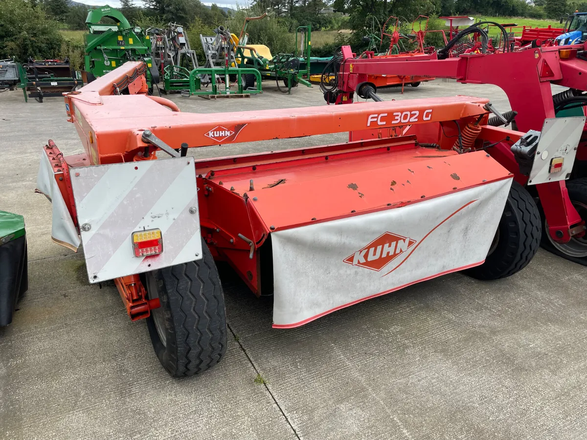Kuhn FC302G Conditioner Mower - Image 3