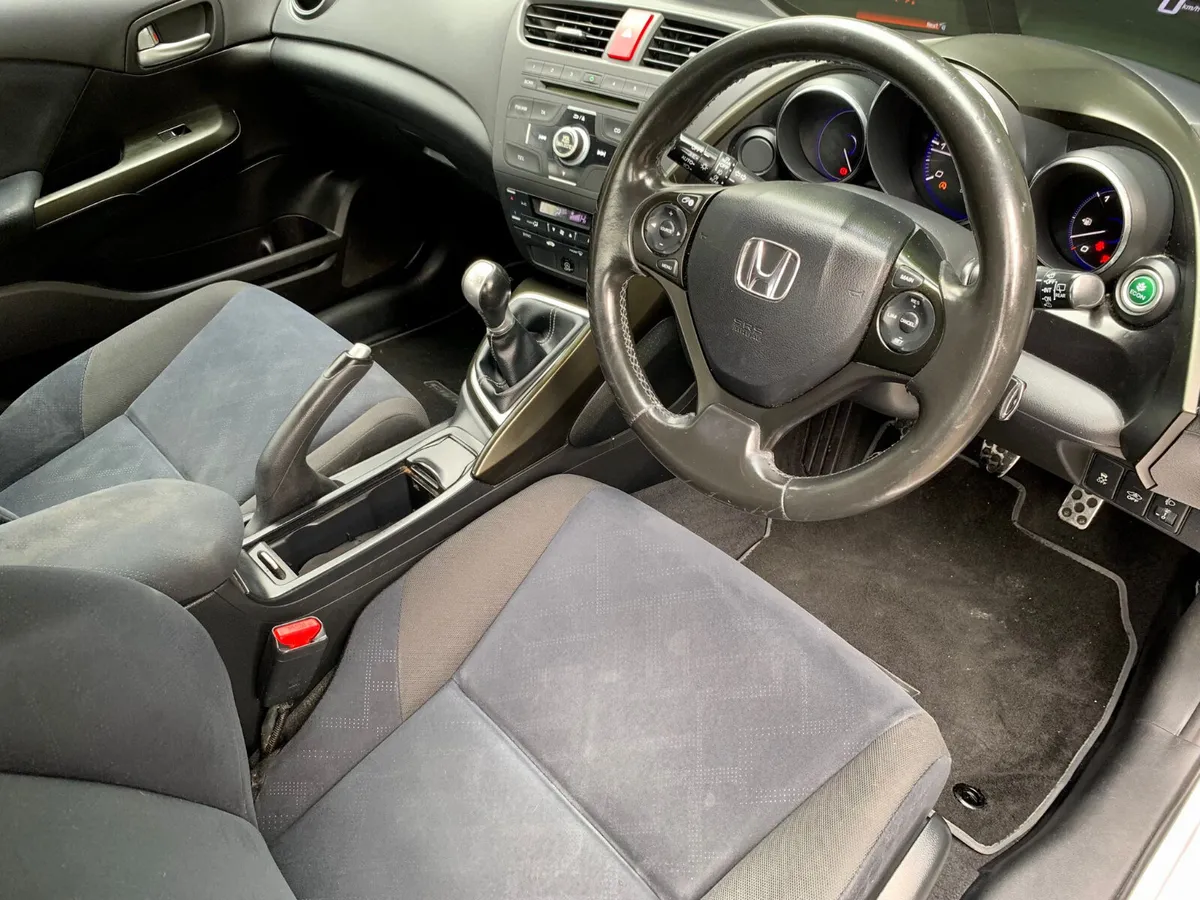 Honda Civic 2013 1.6 I-DTEC new nct 7/26 tax 8/25 - Image 4