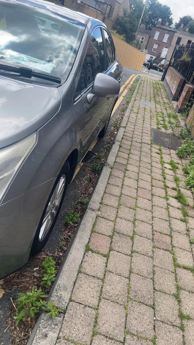 Toyota avensis - Image 4