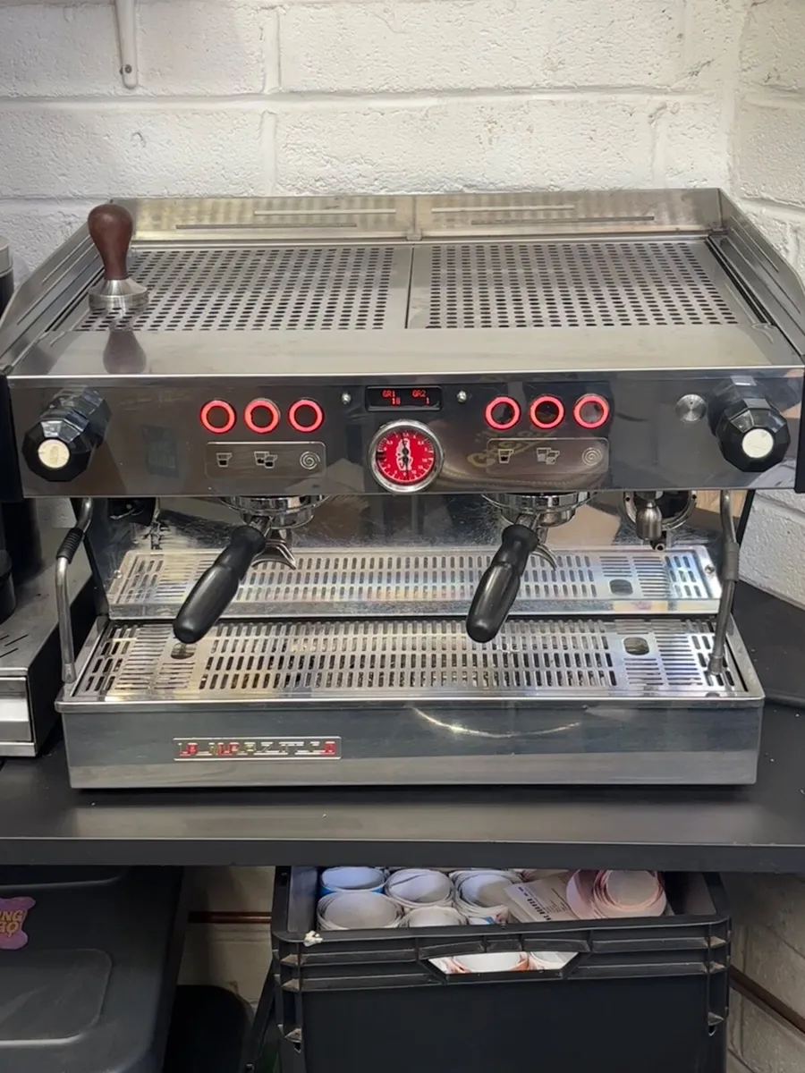 La Marzocco Linea PB Coffee Machine - Image 1