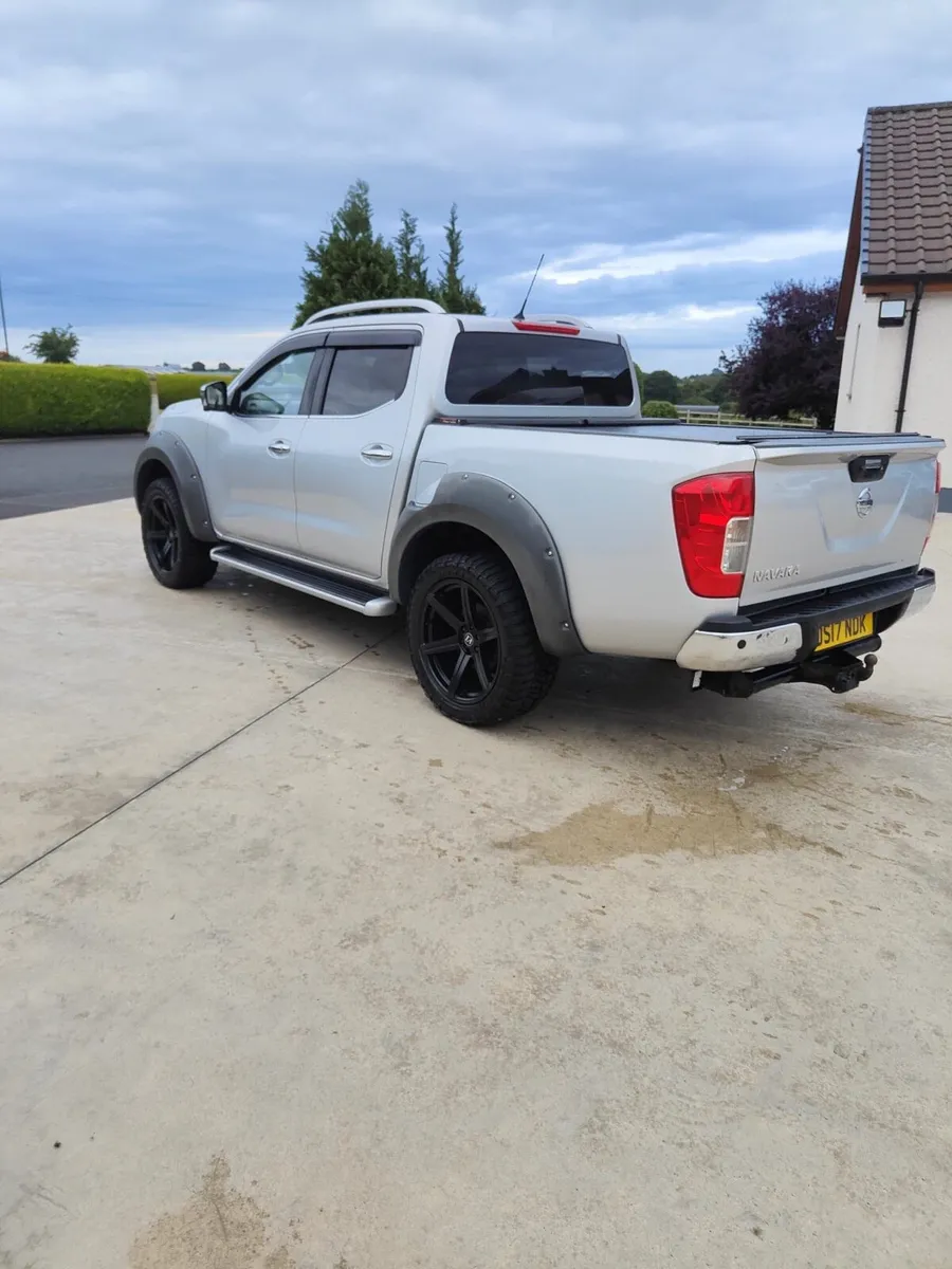 2017 Nissan Navara - Image 4