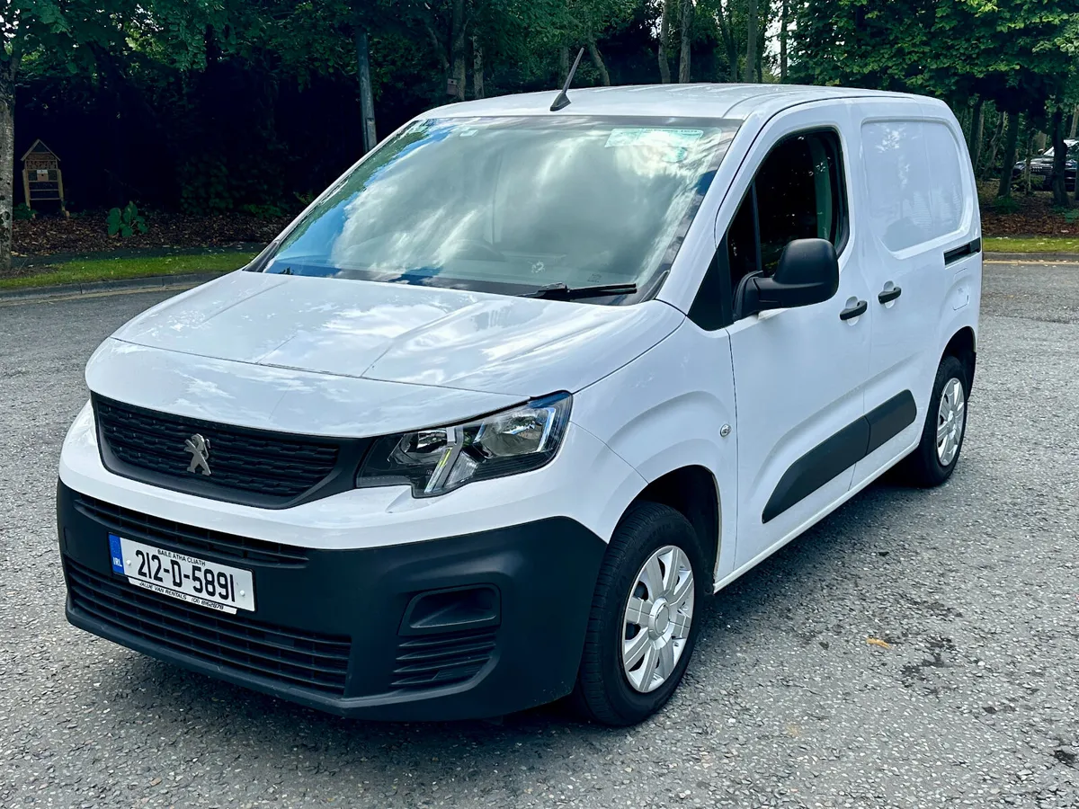 Peugeot Partner 1.5 HDi Blue 2021 - Image 1