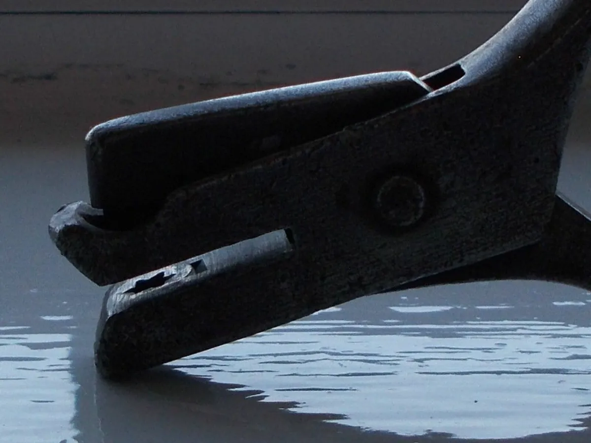 Hill of Howth Tram/Dublin Bus Ticket Puncher - Image 4