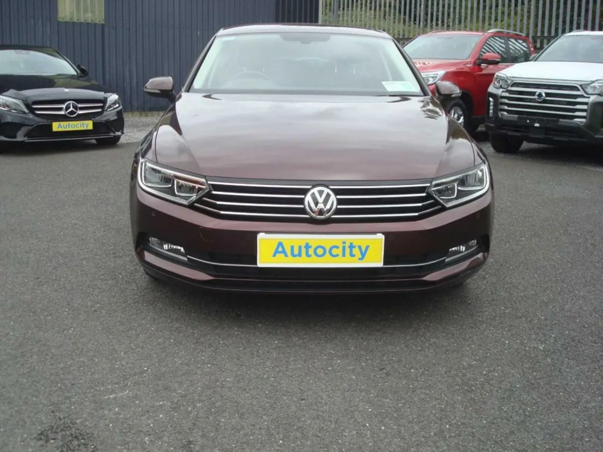 Volkswagen Passat COMFORTLINE Automatic Nct 05/24 - Image 2