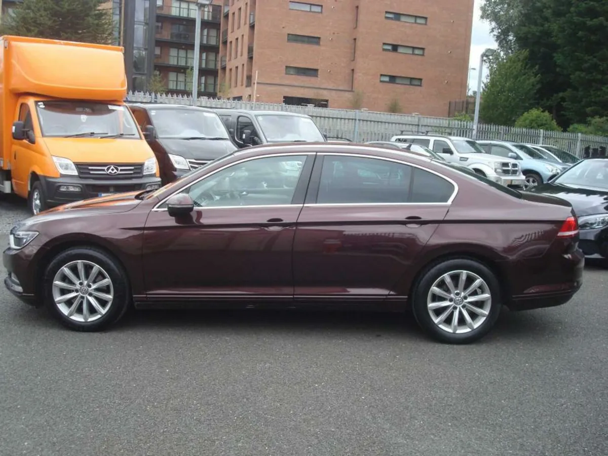 Volkswagen Passat COMFORTLINE Automatic Nct 05/24 - Image 4