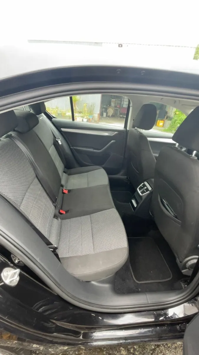 Skoda Octavia 2016 - Image 3