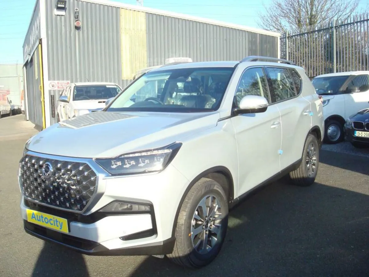 SsangYong Rexton 4WD 5 Seater @ Autocity - Image 4