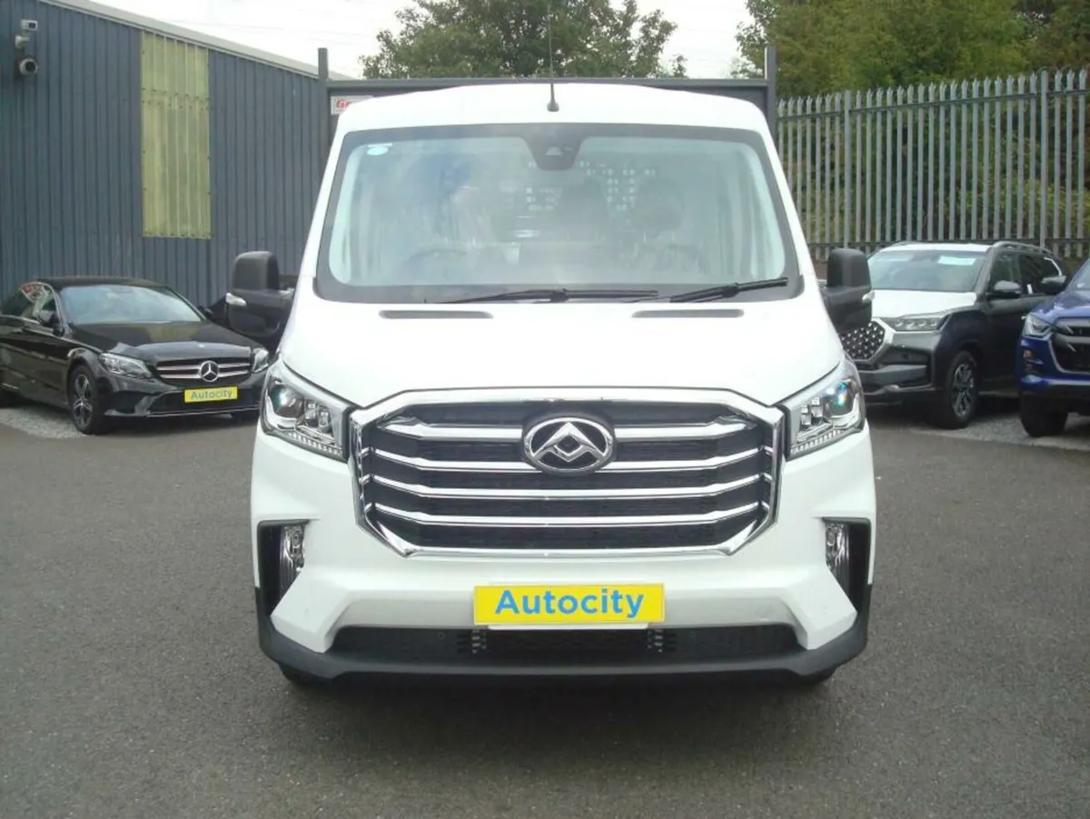 Maxus DELIVER 9 LUXURY MODEL L3 - Image 4