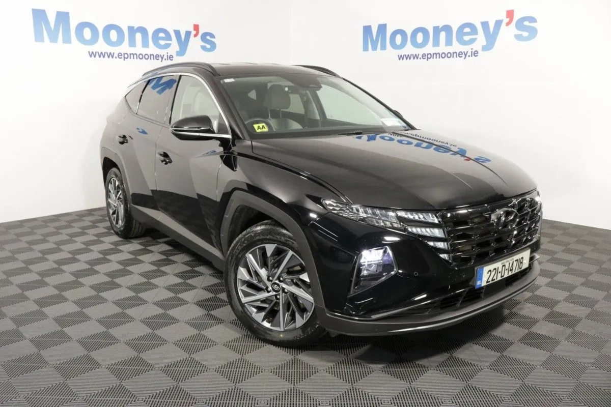 Hyundai Tucson Executive Plus 1.6l Diesel SUV - Image 1