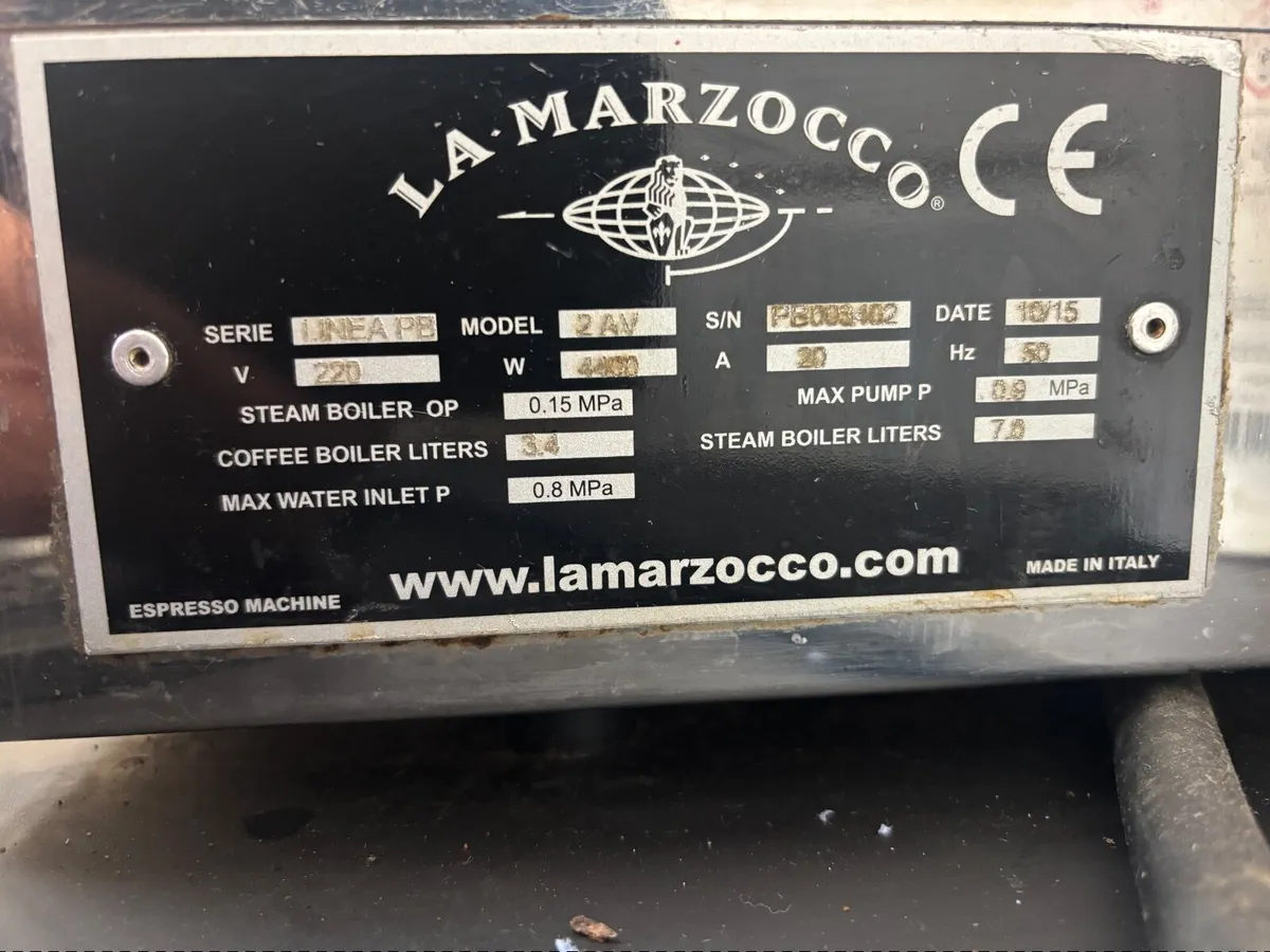 La Marzocco Linea PB Coffee Machine - Image 4