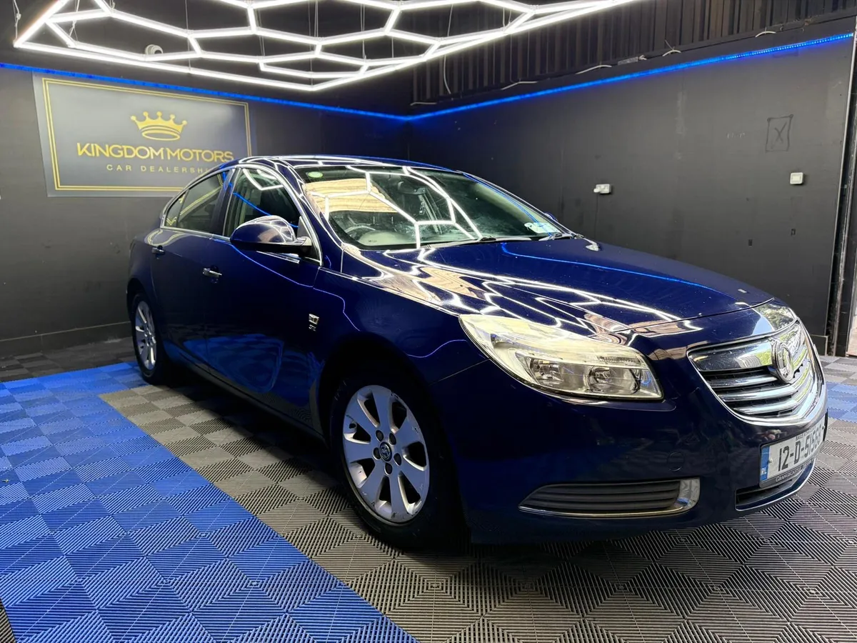 Vauxhall Insignia NEW NCT 07/26,TAX 03/26 - Image 2