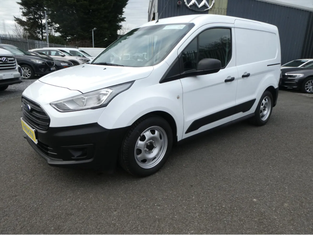 Ford Transit Connect SWB M6 3 SEAT CVRT 6/26 PLUS - Image 2