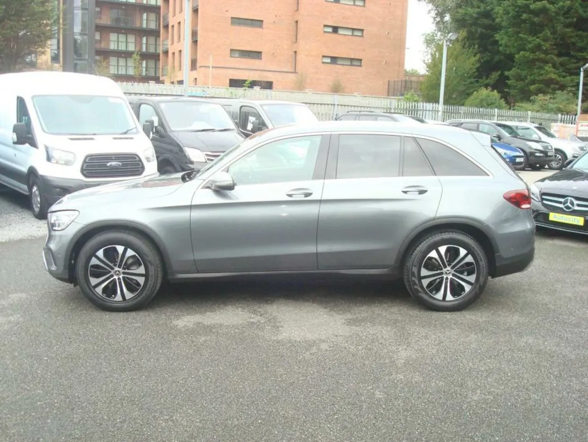 Mercedes-Benz GLC G220 D 4MATIC NEW MODEL NCT 9/27 - Image 3