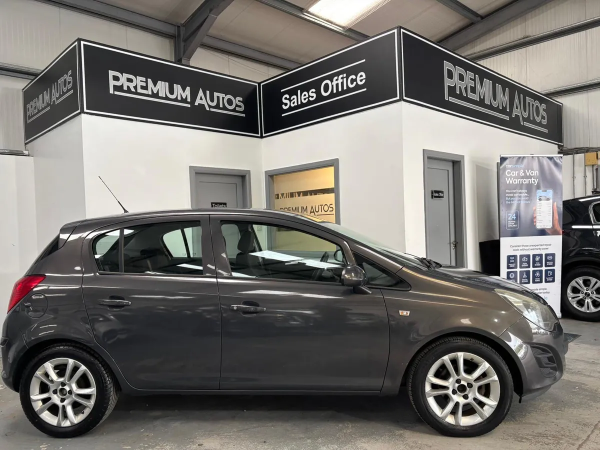Opel corsa  1.2  DESIGN  AIR CONDITIOING - Image 2