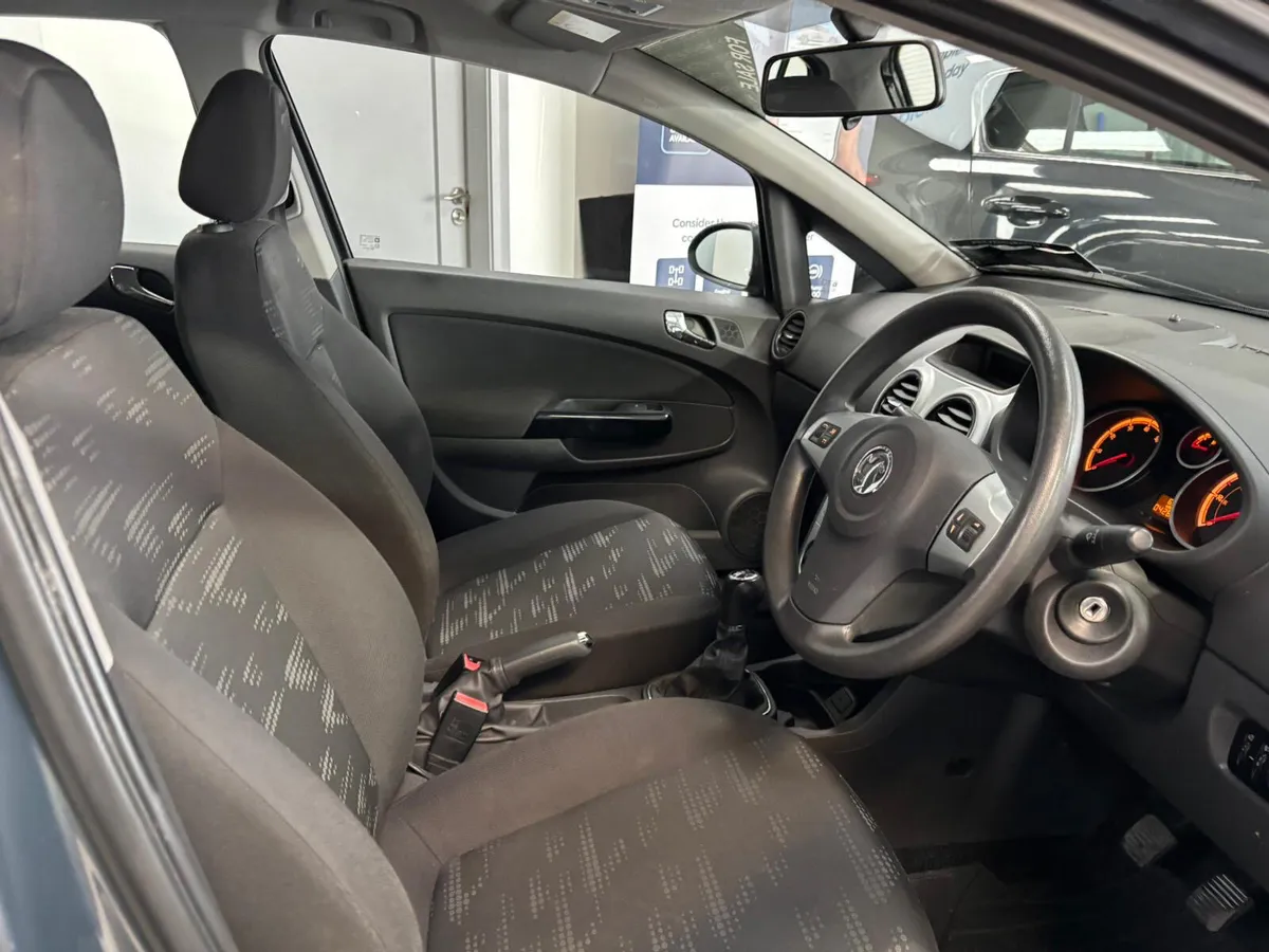 Opel corsa  1.2  DESIGN  AIR CONDITIOING - Image 4