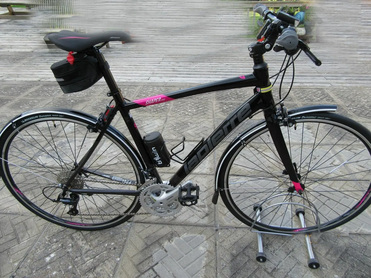 Ladies Shaper 200W Flatbar road bike - Image 1