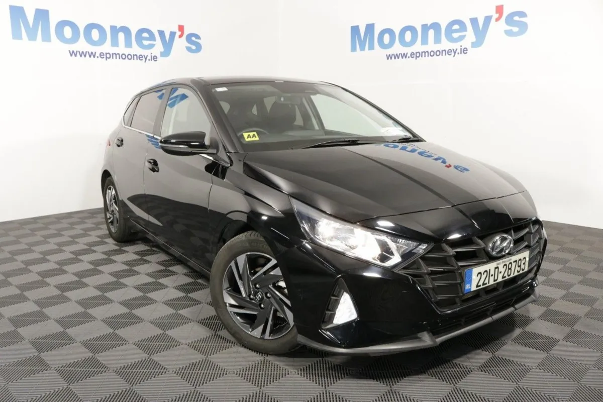 Hyundai i20 Deluxe Plus 1.2l Petrol Hatchback - Image 1