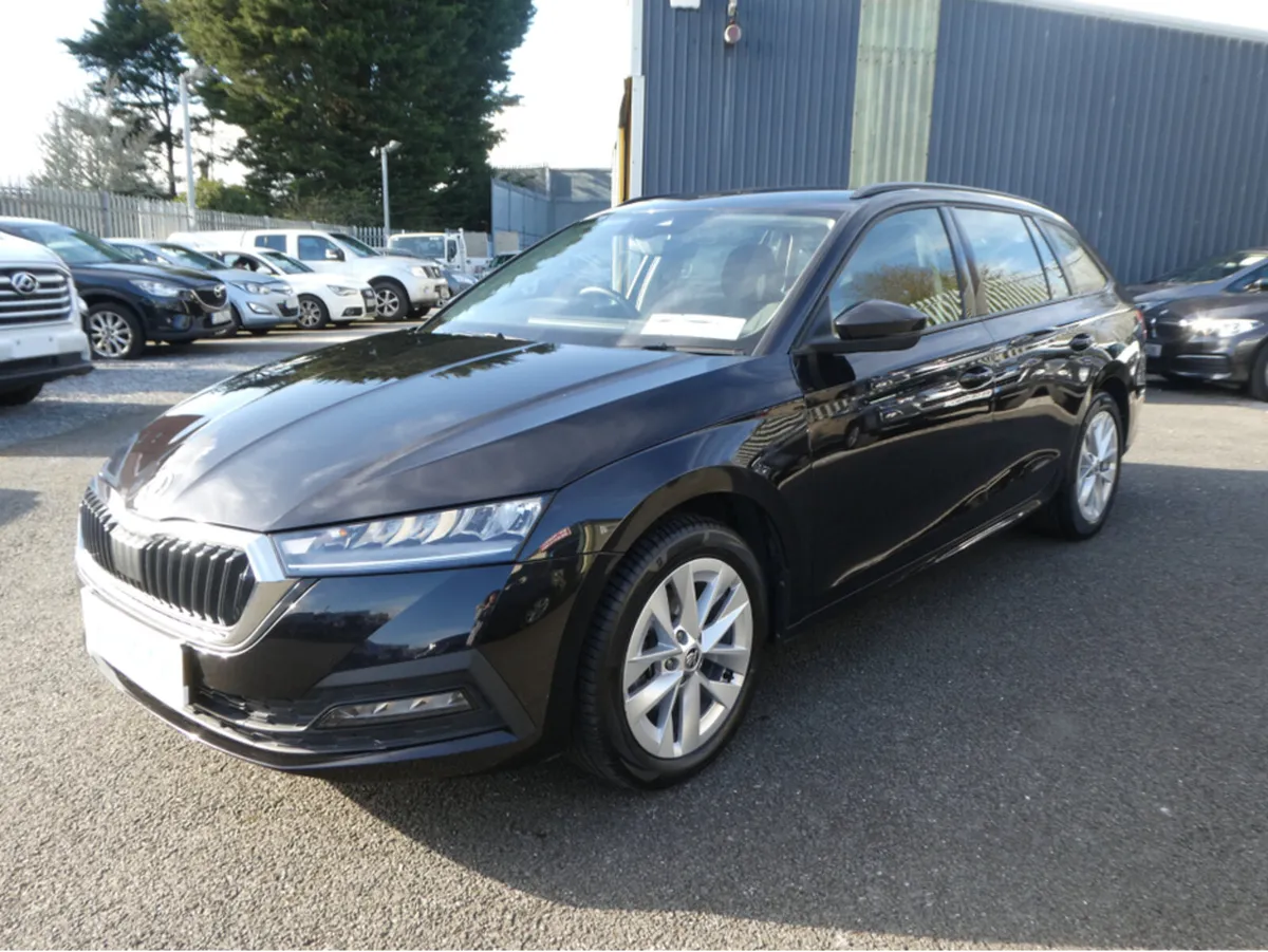 Skoda Octavia 2.0 Tdi  Estate  Ambition - Image 3