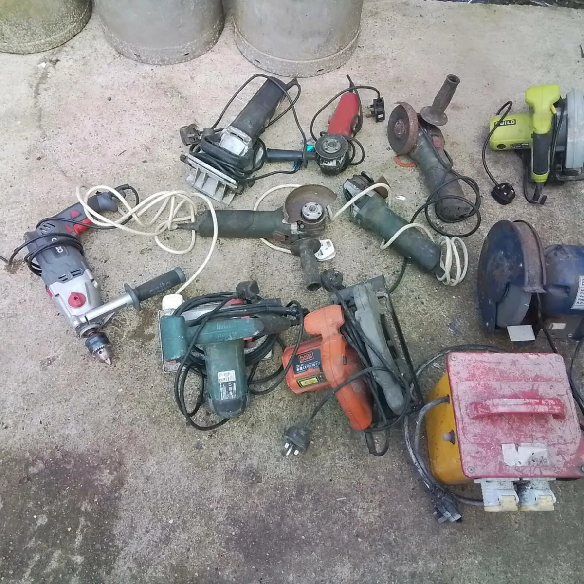 POWER TOOLS - Image 3