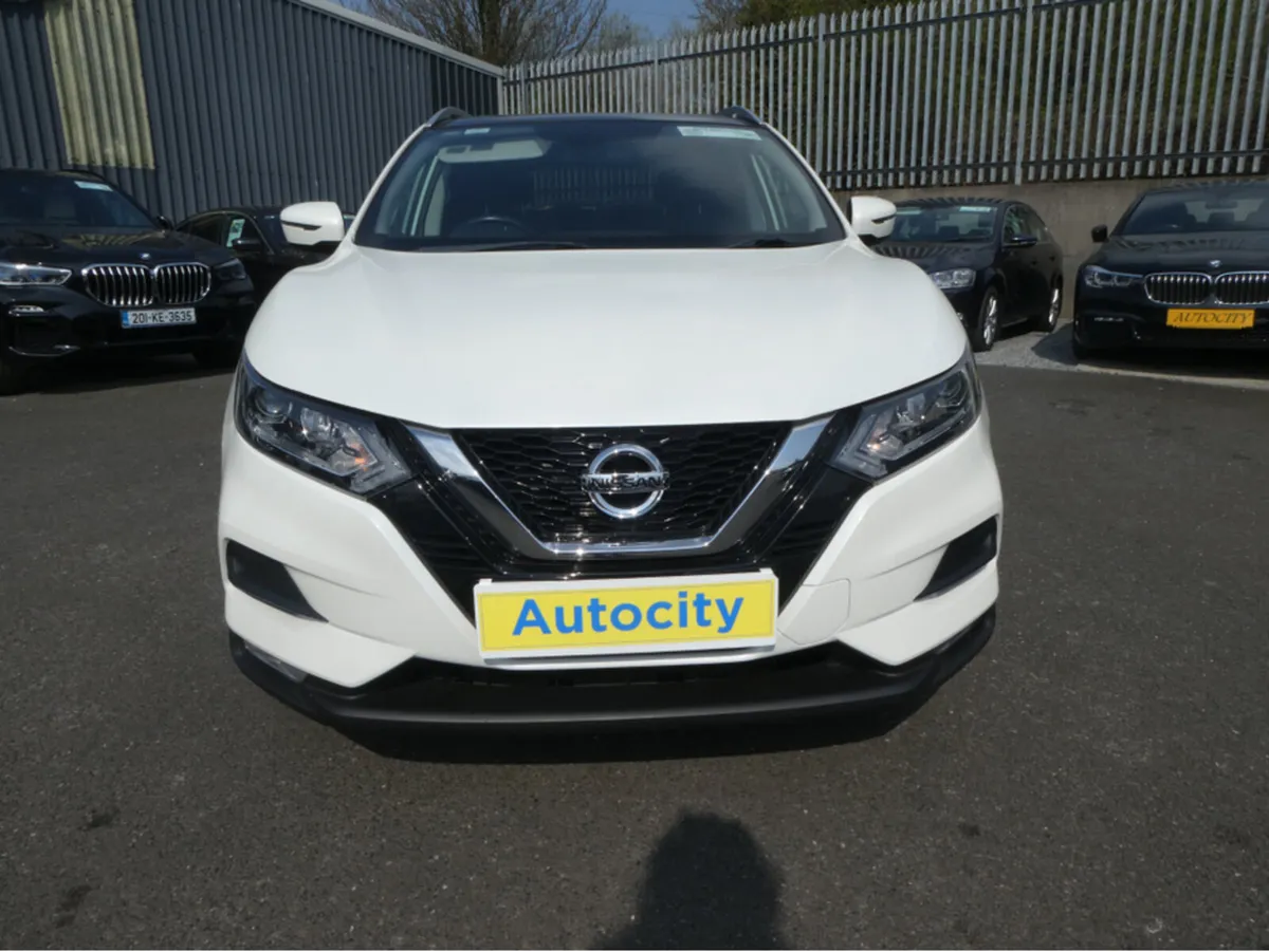 Nissan Qashqai DSL SE VAN MY20 4DR - Image 3