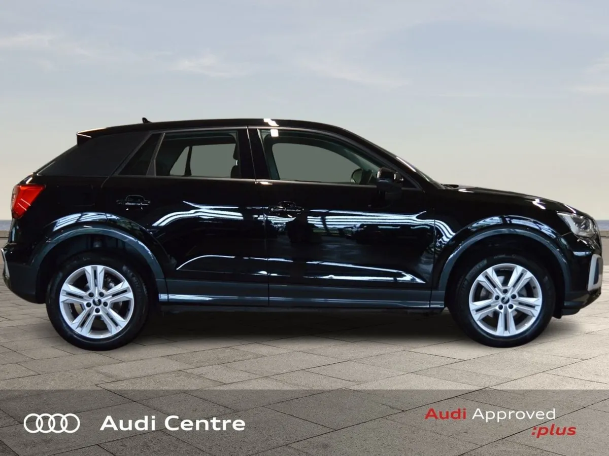 Audi Q2 30 Tfsi 110HP SE - Image 3