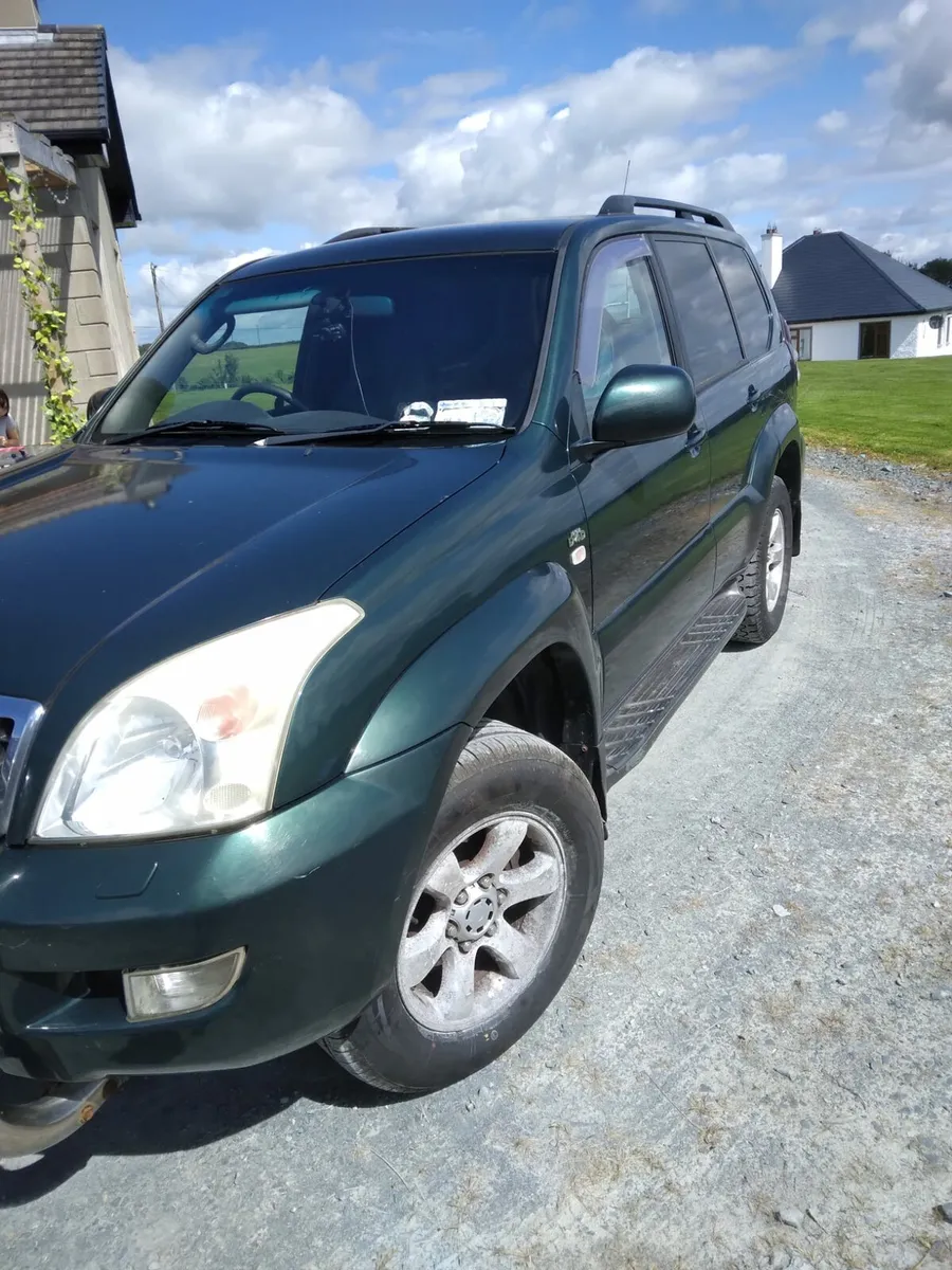 06 Toyota Land Cruiser - Image 2