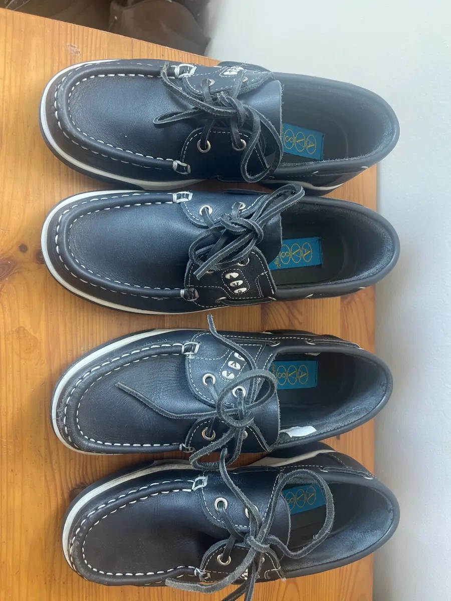 Navy Dubarry shoes size 36 and 37 - Image 1