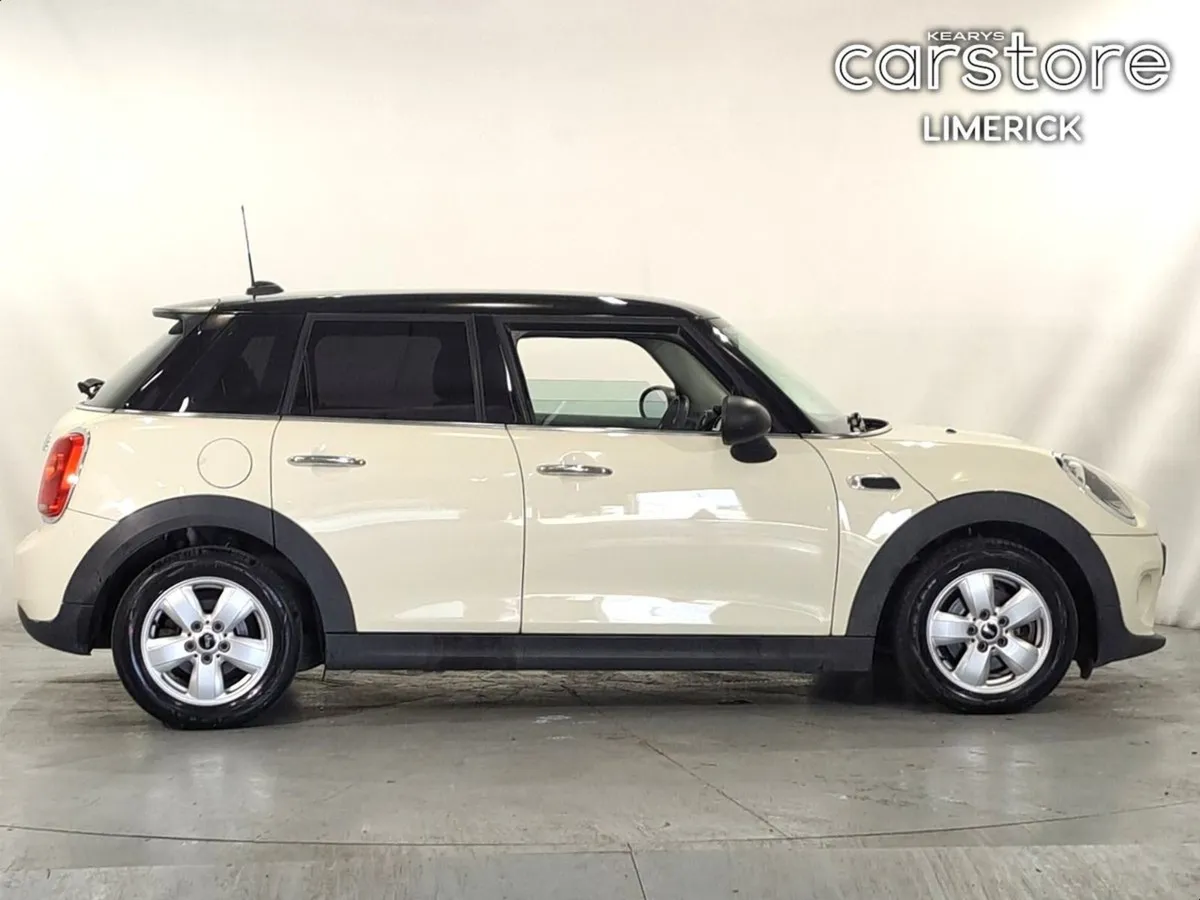 MINI Cooper 1.5 PET Auto  two Tone Roof - Image 2