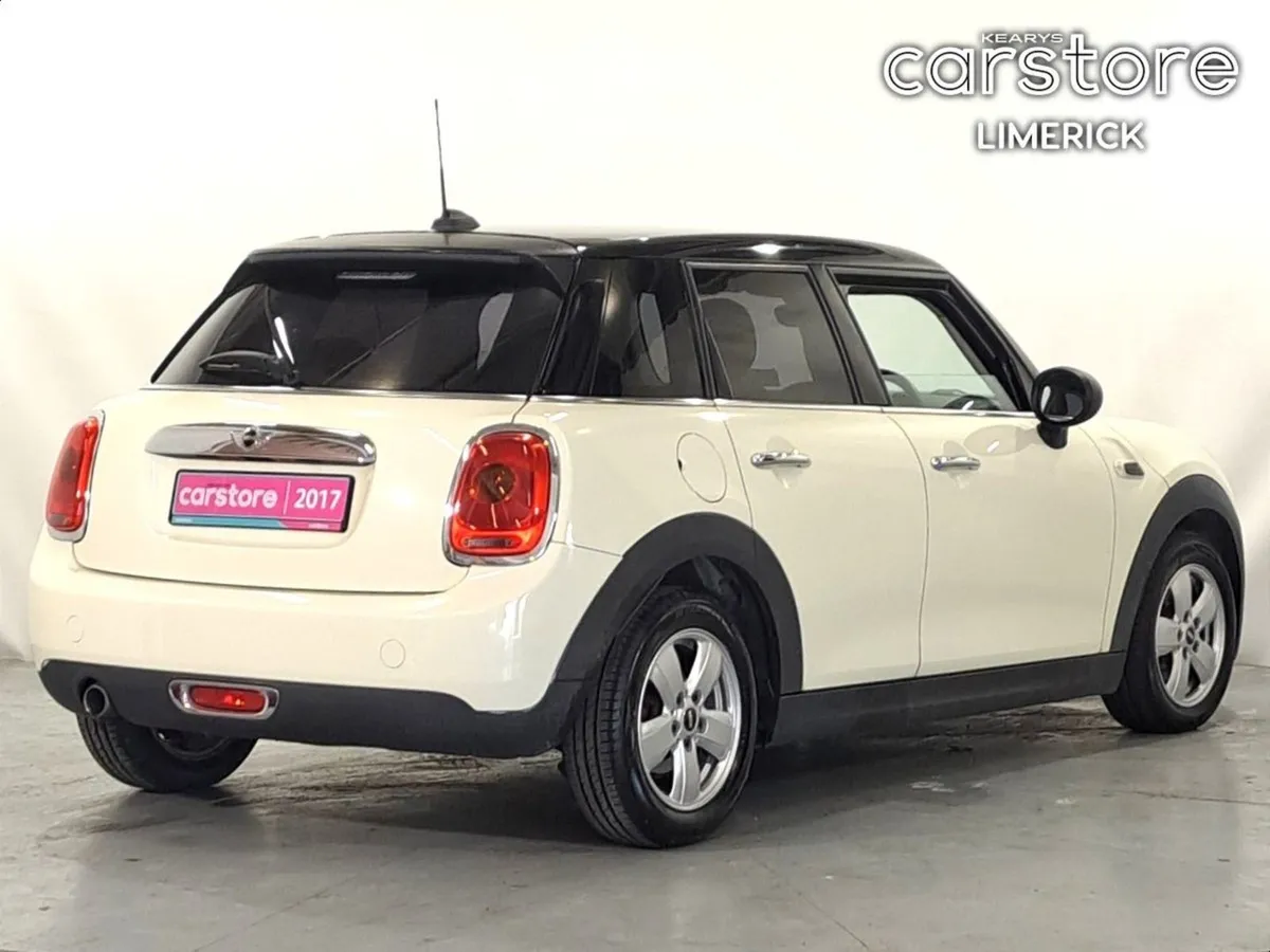 MINI Cooper 1.5 PET Auto  two Tone Roof - Image 3