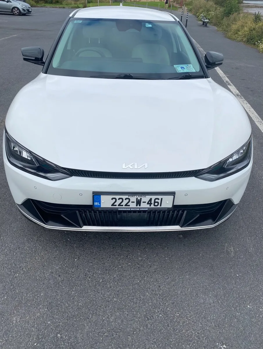 Kia EV6 2022 - Image 2