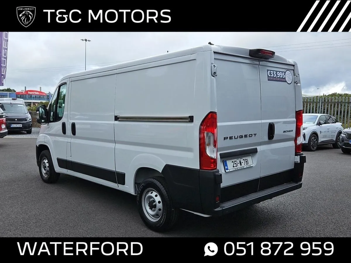 Peugeot Boxer L2 H1 2.2 Blue HDI 120  demo Model - Image 3