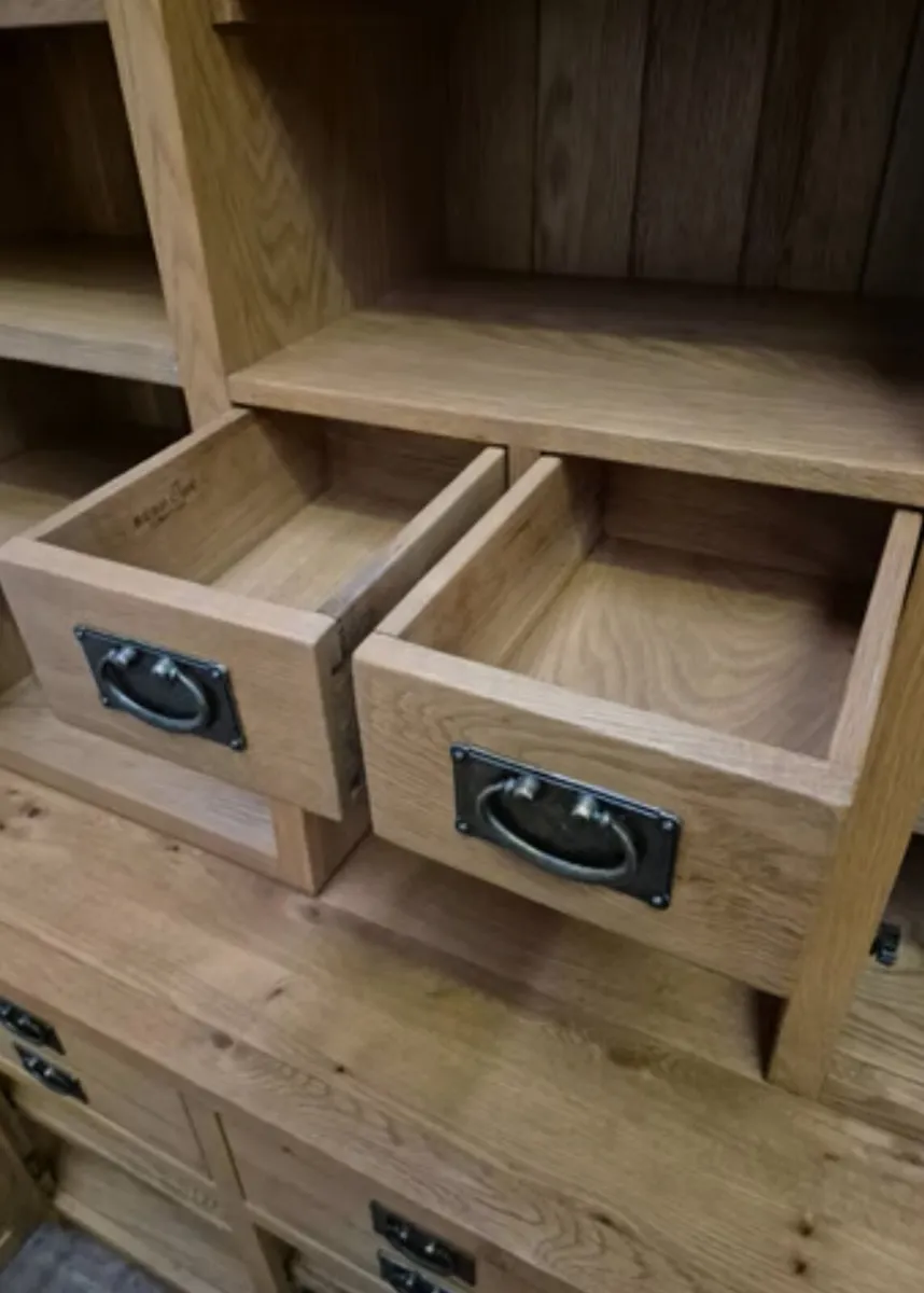 Oak kitchen dresser - Image 1