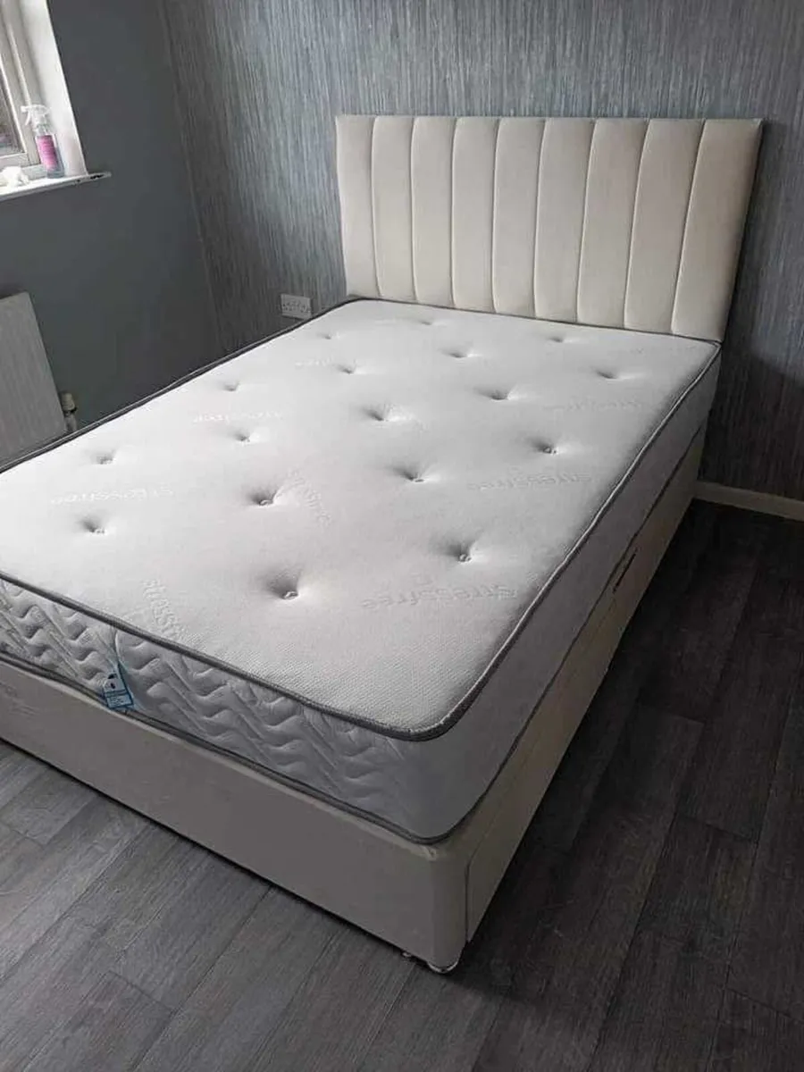 Divan beds