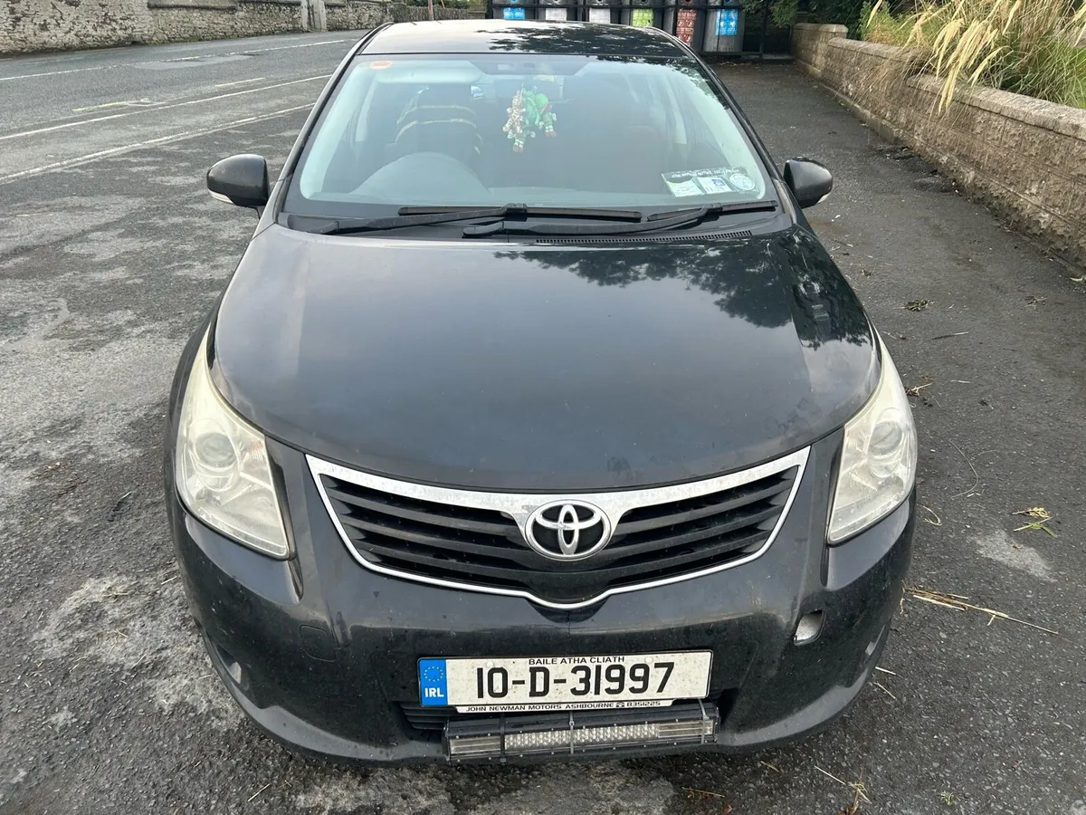 Toyota Avensis - Image 1