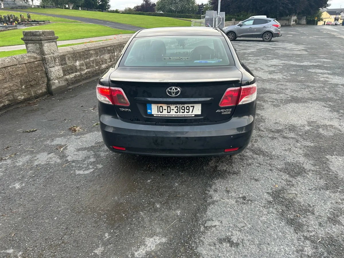 Toyota Avensis - Image 2