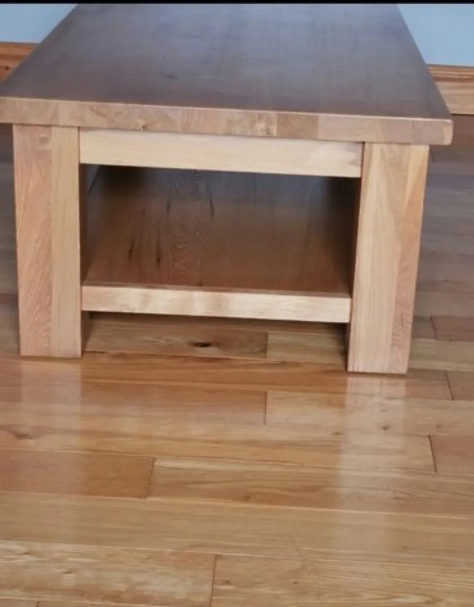 Solid wood coffee table - Image 2