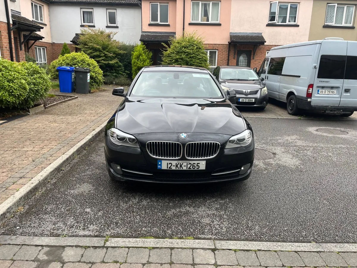 BMW 5-Series 2012 - Image 1
