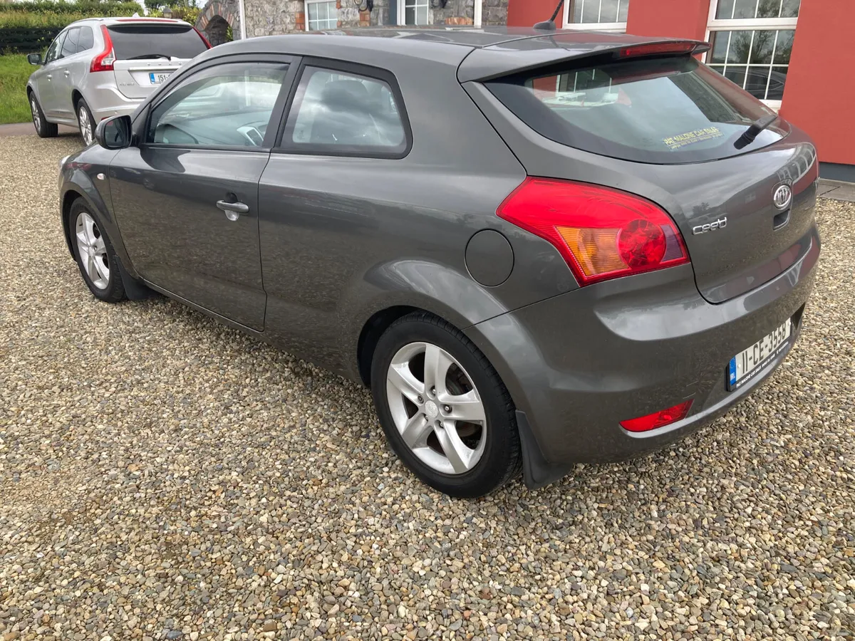 Kia Pro Ceed 2011 - Image 3