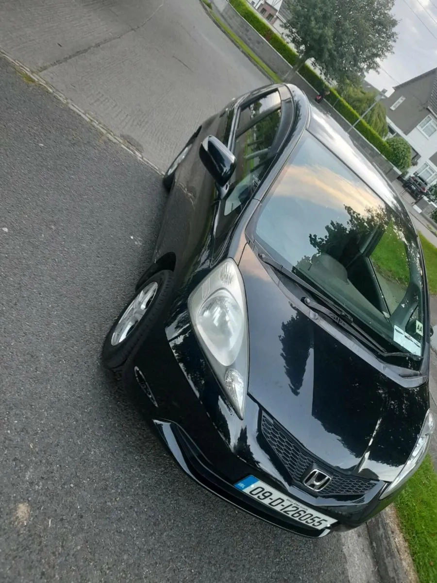 Honda Fit Automatic 2009 NCT  07 /26 - Image 3