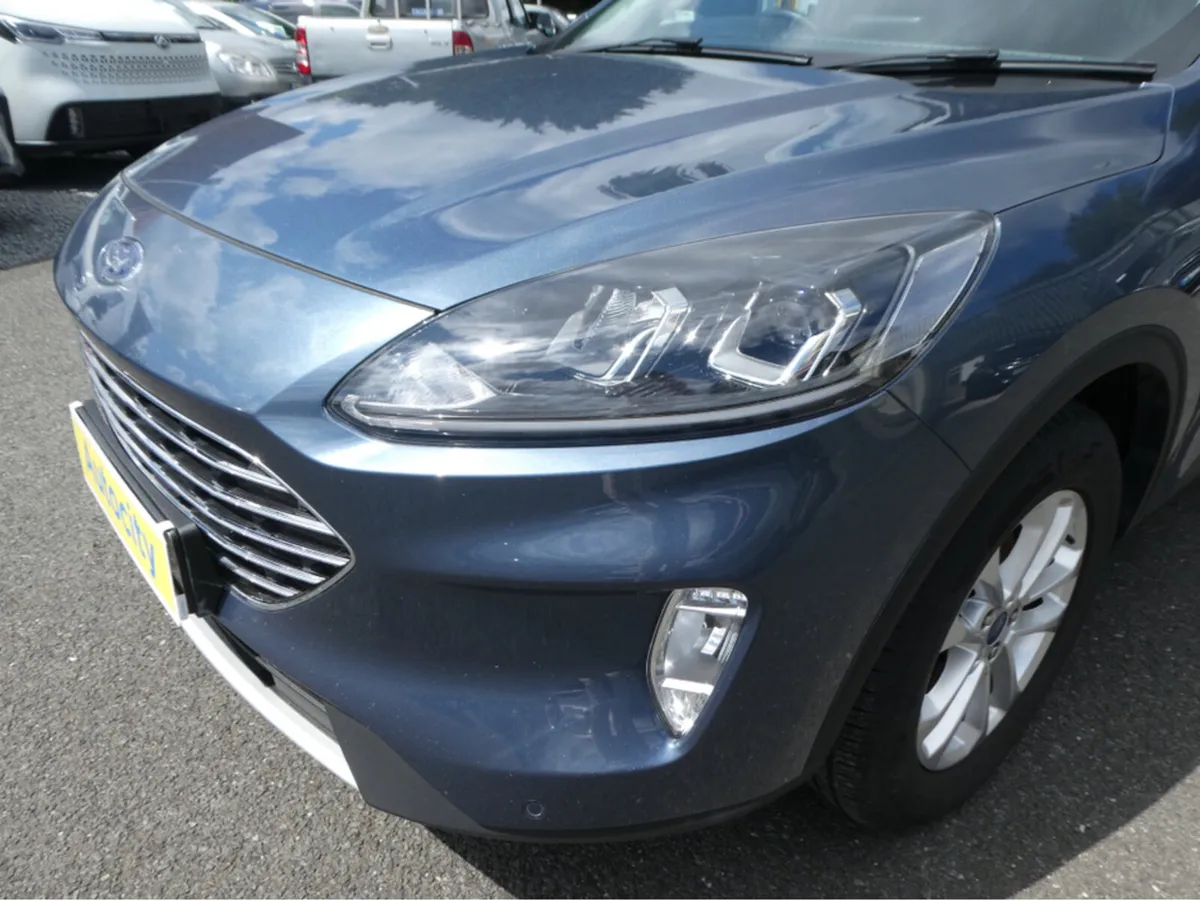 Ford Kuga TITANIUM FWD price plus vat TAX AND DOE - Image 4