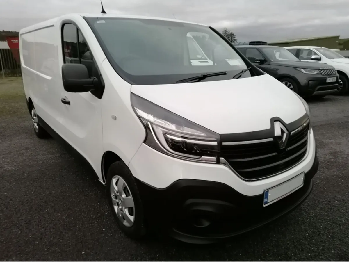 Renault Trafic LL30 ENERGY DCI 120 BUSINESS P - Image 1