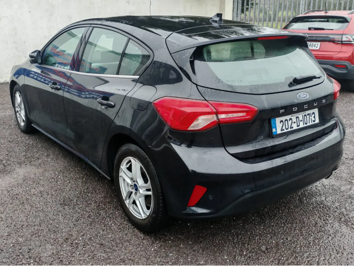 Ford Focus ZETEC EDITION 1.5 TD 120 M M6 4DR - Image 2