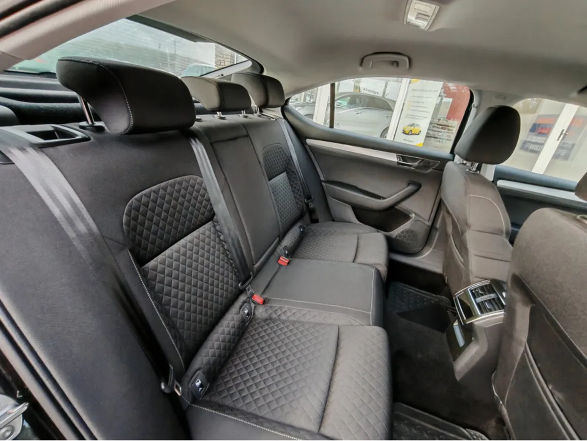 Skoda Superb AMBITION 2.0 TDI 150HP - Image 3