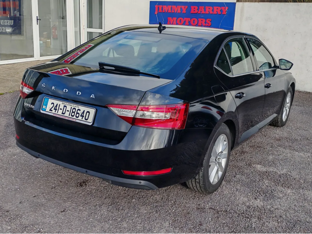 Skoda Superb AMBITION 2.0 TDI 150HP - Image 4